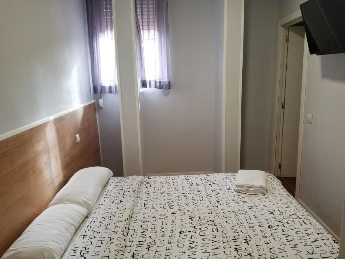 Casa Huesped Magdalena Otel Madrid Dış mekan fotoğraf